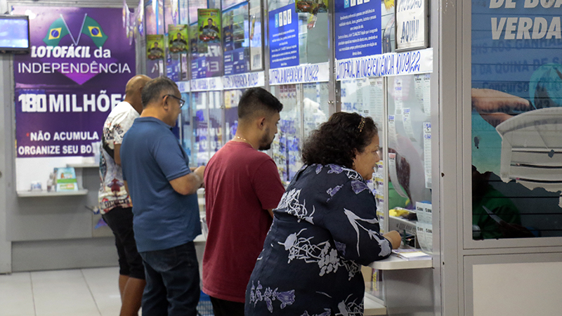 Belém,Pará, Brasil, Caderno cidade- Lotofácil da Independência sorteia o maior prêmio da história do concurso especial amanhã. 09/09/2022 Foto celso Rodrigues/ Diário do Pará.