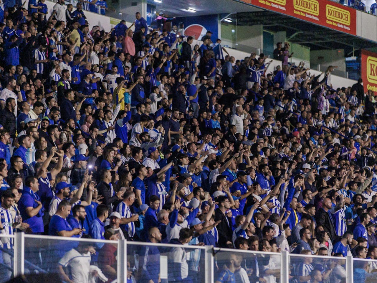 O Paysandu faz, hoje, diante do Avaí-SC, a partir das 20h, no estádio da Ressacada, em Florianópolis, Santa Catarina, o 2º dos dois jogos seguidos fora de casa pela Série B