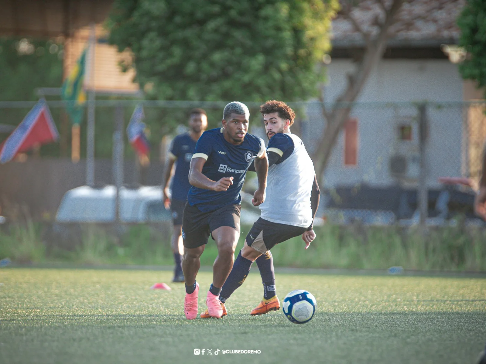 A defesa do Remo se acertou nos últimos jogos Foto: Samara Miranda/Remo