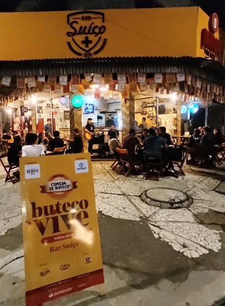 O bar fica localizado na Lomas