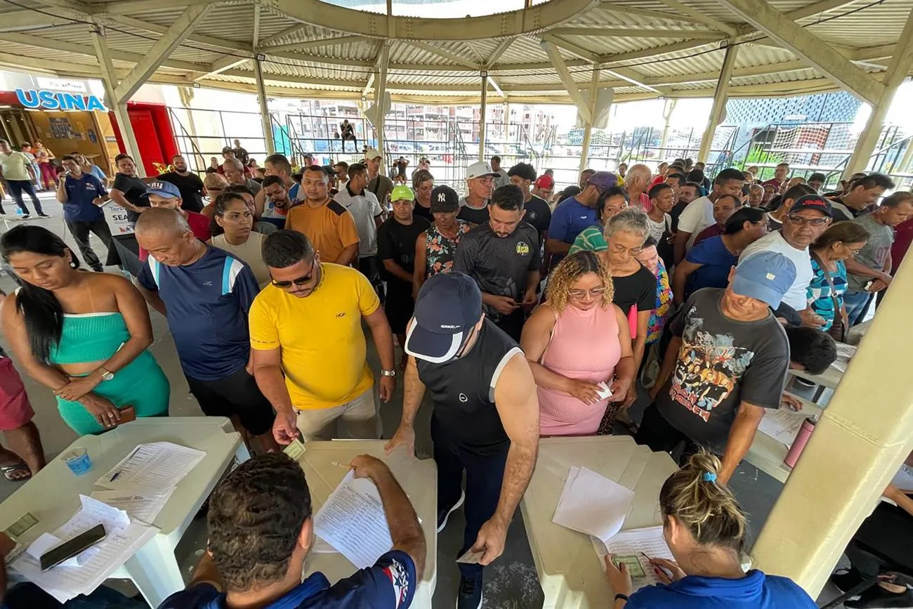 A solenidade de entrega ocorreu na Usina da Paz do bairro do Jurunas e contou com a participação de batedores do produto de diferentes barros da capital. 