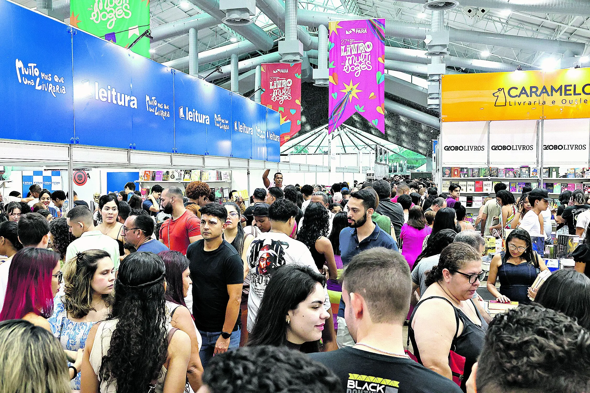 Segundo a organização, mais de 600 mil livros foram vendidos durante a programação Foto: Ricardo Amanajás / Diario do Pará.