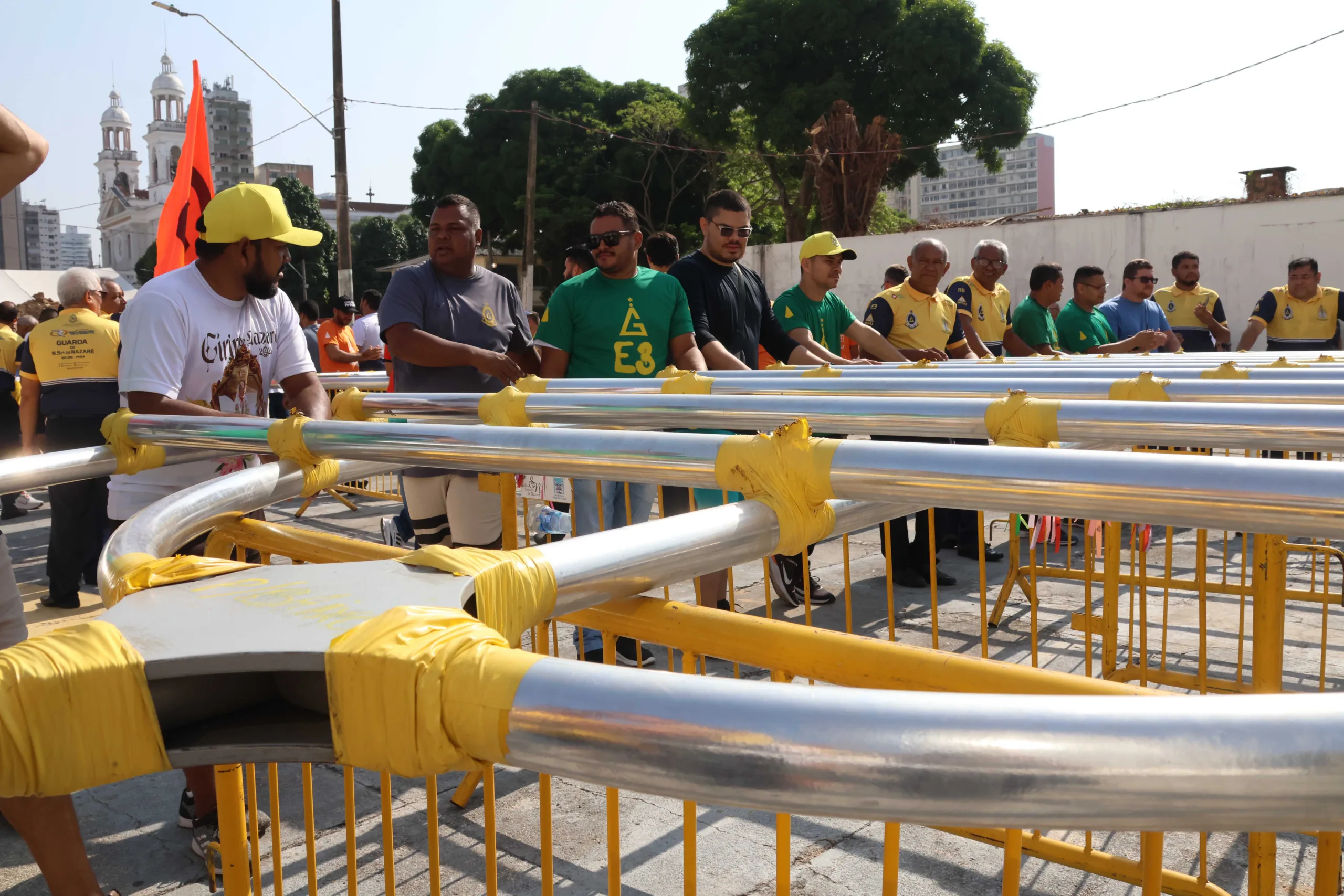 Belém, Pará, Brasil. Cidade. A Guarda de Nossa Senhora de Nazaré, juntamente com a Diretoria da Festa, realizará no domingo, a revisão das estruturas das estações e o treinamento dos Guardas para as duas maiores procissões da Festa de Nazaré: Trasladação e Círio. 25/08/2024. Foto: Irene Almeida/Diário do Pará.