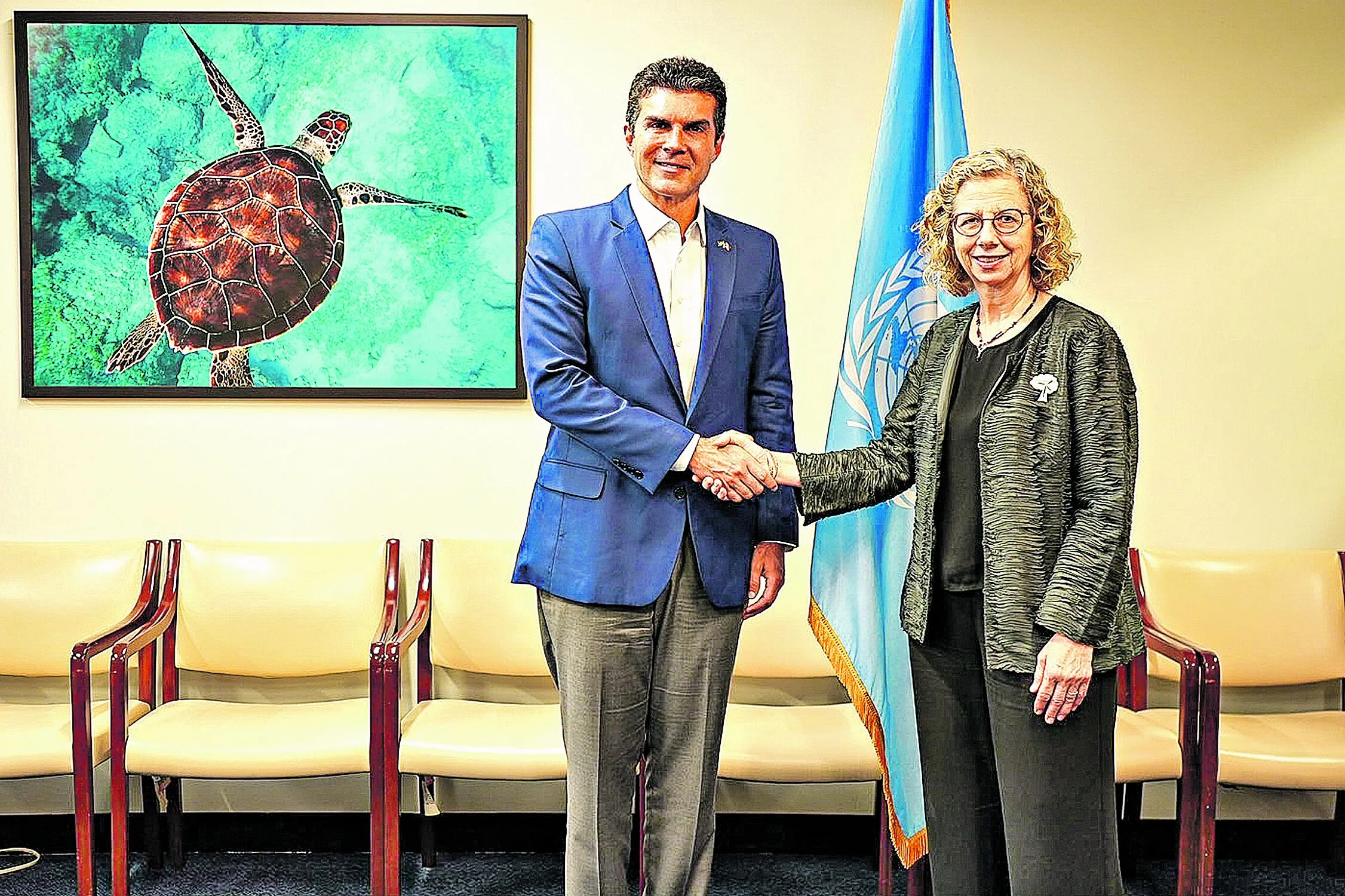 O governador Helder Barbalho e a diretora-executiva do Programa das Nações Unidas para o Meio Ambiente (PNUMA), Inger Andersen, após assinatura de memorando em Nova York

FOTO: THALMUS GAMA/AG. PARÁ