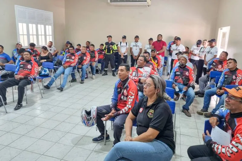 Curso de formação é obrigatório para quem deseja exercer a profissão de mototaxista. Foto: Divulgação