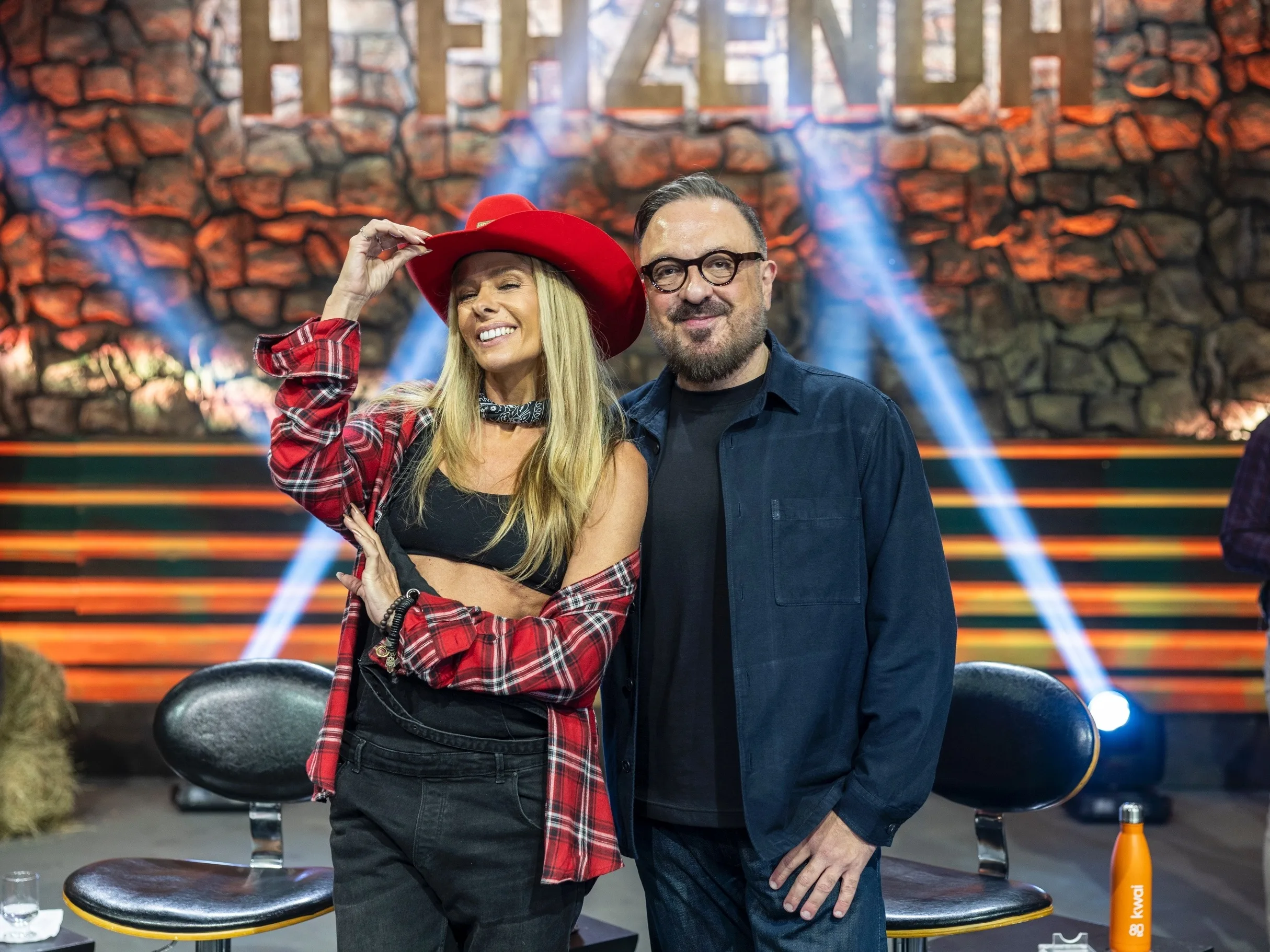 Ricardo Carelli também conta com a apresentadora, Adriana Galisteu, para "colocar fogo no parquinho" FOTO: DIVULGAÇÃO/RECORD