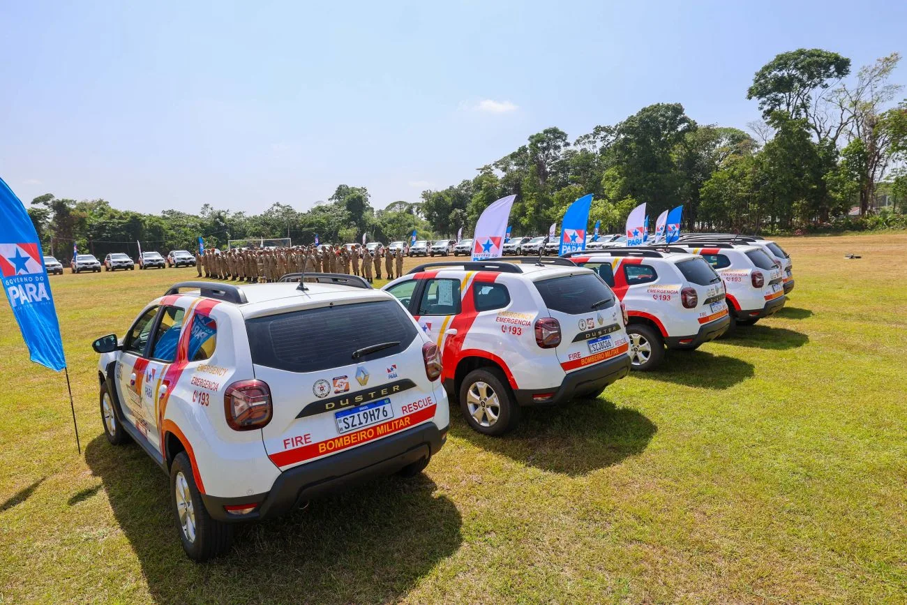 Governador Helder Barbalho celebra a formatura de 300 bombeiros no Curso de Vistorias Técnicas. Investimento garante maior eficiência e prontidão à segurança pública do Pará. Foto: Marco Santos/Ag. Pará