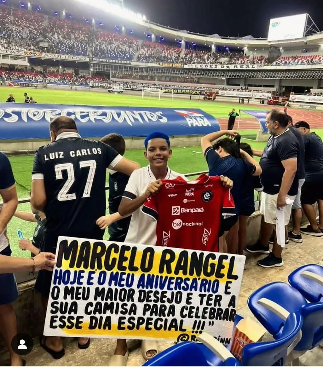 Um jovem torcedor do Remo chamou a atenção do goleiro Marcelo Rangel após o jogo do último sábado (31), contra o Botafogo-PB, no Mangueirão, em Belém, e acabou ganhando dele um presentão.