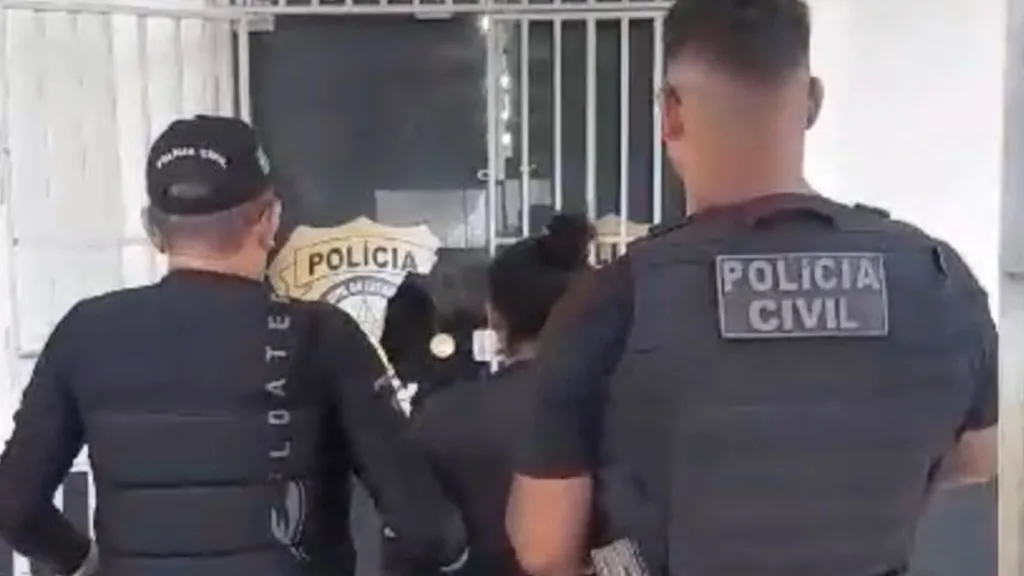 A Polícia Civil do Pará, por meio da Delegacia de Cametá, prendeu uma mulher suspeita de omitir o estupro e assassinato da filha de 12 anos de idade