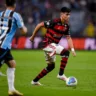 O Grêmio soube ser eficiente e venceu por 3 a 2 o time de reservas do Flamengo, na noite deste domingo (22).