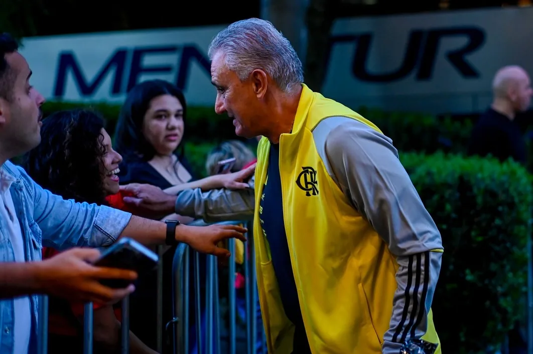 Tite ainda lamentou o calendário cheio para que o Flamengo alcançasse suas metas. 