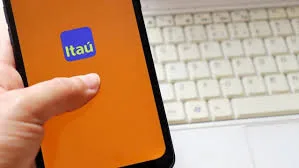 Último dia para se inscrever no processo seletivo do Itaú: Salário de R$ 8,8 Mil