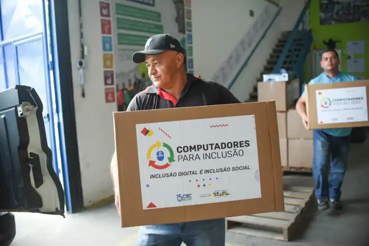 Máquinas e equipamentos são recebidos por meio dos Centros de Recondicionamento de Computadores (CRC). Foto: Divulgação