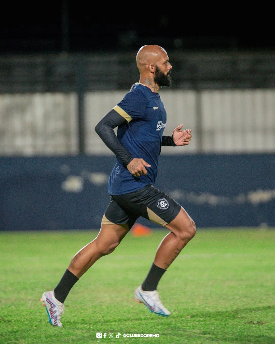 Jogador remista vê o time extremamente competitivo na luta para subir de divisão - Foto: Samara Miranda/Remo