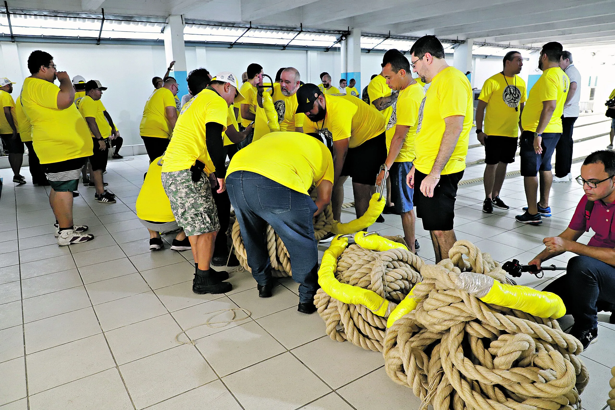 A Diretoria da Festa de Nazaré (DFN) e a Guarda de Nazaré realizaram uma revisão geral na Corda do Círio e da Trasladação.  Foto: Mauro Ângelo/ Diário do Pará.