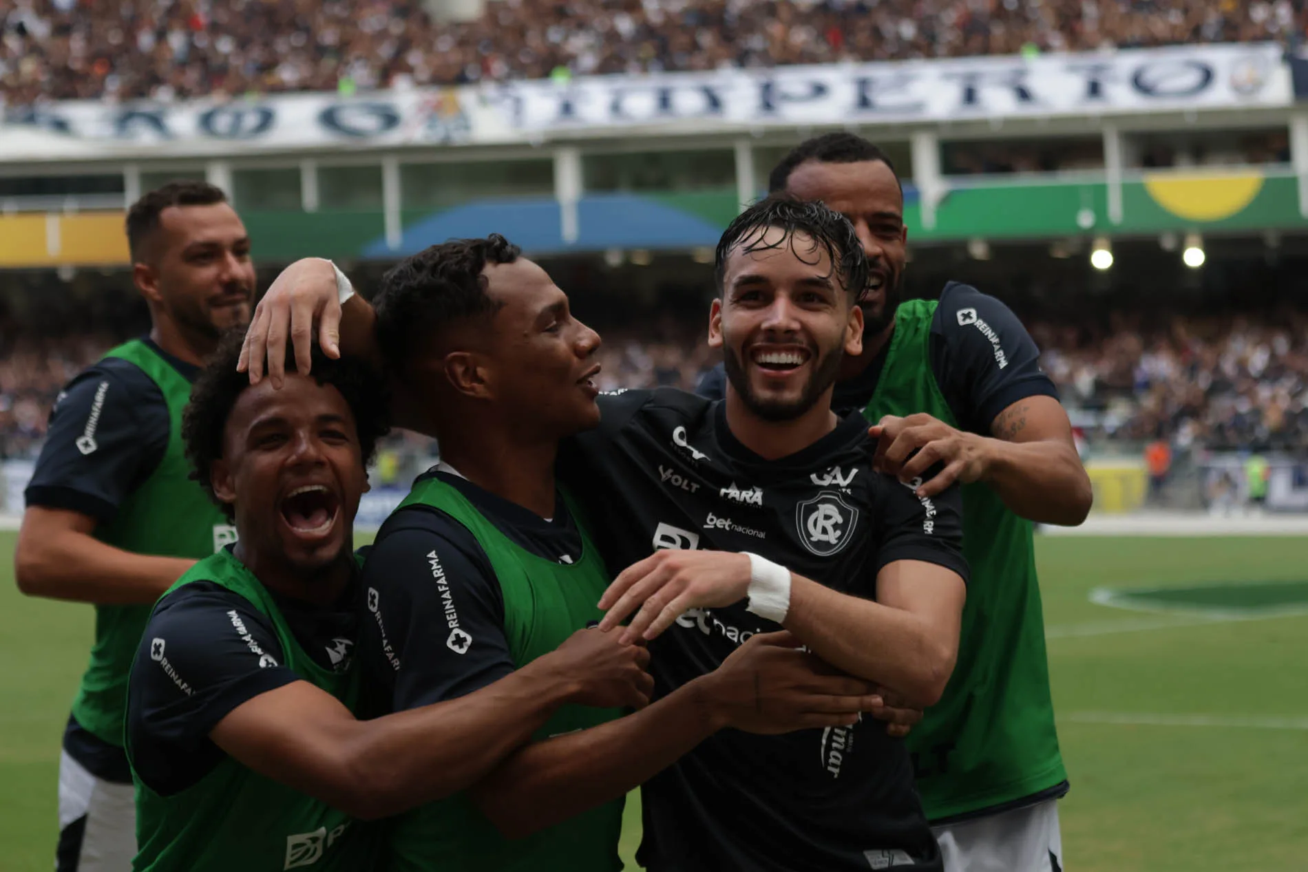 Entrar na segunda divisão do futebol nacional também significa aumentar a renda consideravelmente Foto: Mauro Ângelo/ Diário do Pará.