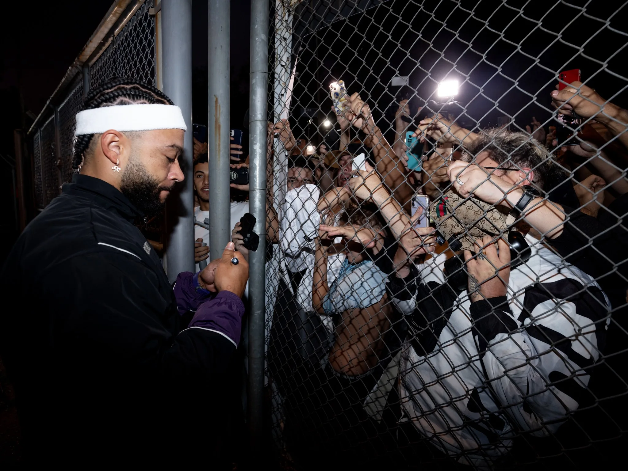 Um dos desafios de Memphis Depay em solo brasileiro será evitar os problemas físicos que o acompanharam nos últimos anos. Foto: Corinthians