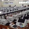 Nesta segunda-feira (23), o Tribunal Regional Eleitoral do Pará (TRE-PA) deu início a Cerimônia de Preparação das Urnas que serão distribuídas nas Zonas Eleitorais (ZE) da Região Metropolitana de Belém. Fotos: Celso Rodrigues/Diário do Pará