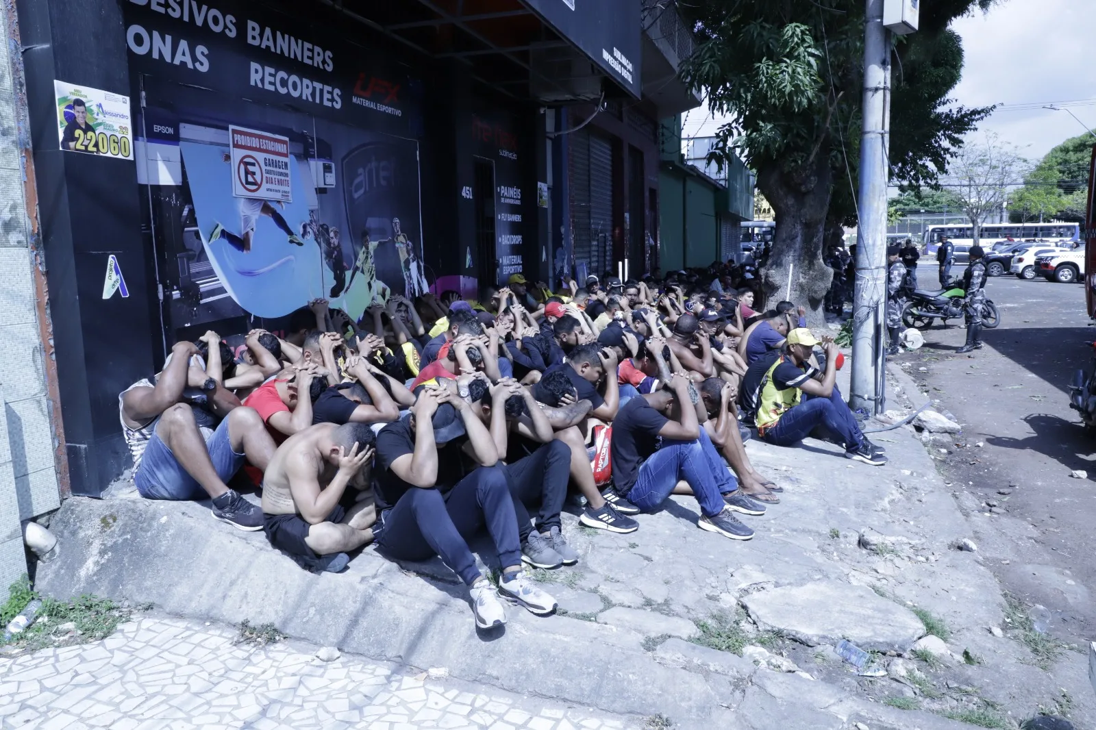 A decisão foi motivada após um confronto entre integrantes das duas torcidas no início da tarde de hoje, em Belém. Foto: Ricardo Amanajás/Diário do Pará