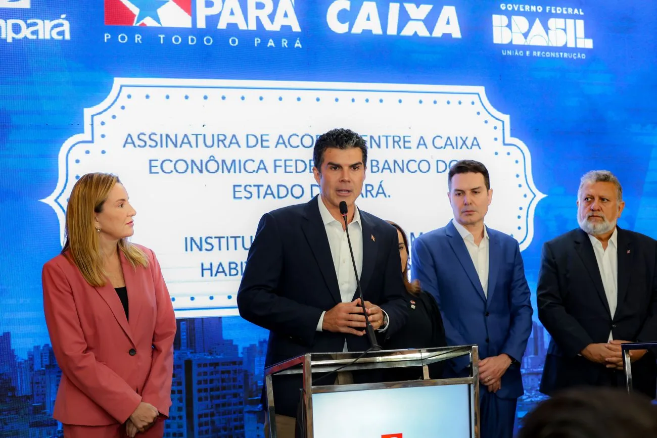 Hana Ghassan, Helder Barbalho, Jader Filho e Carlos Antônio Vieira Fernandes. Foto: Bruno Cecim/Agência Pará