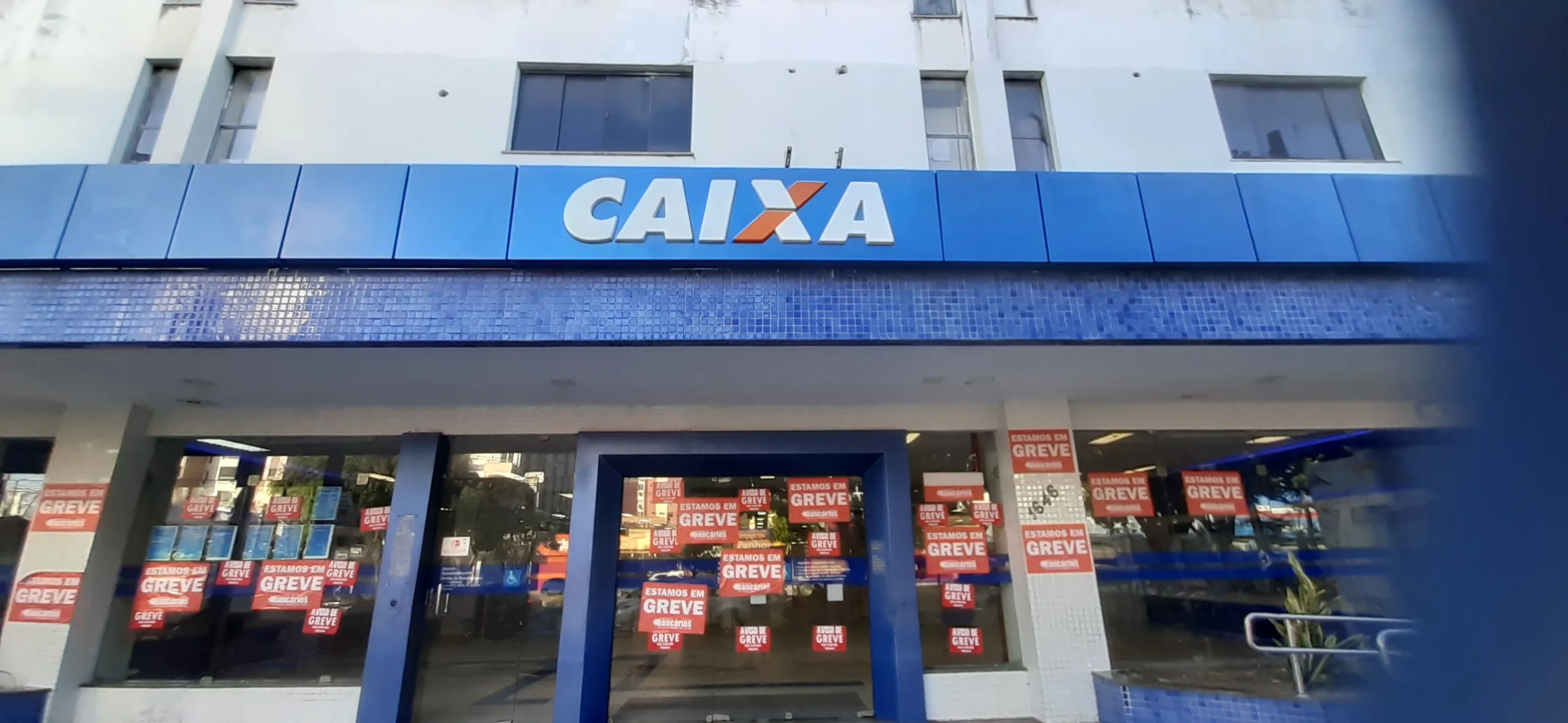 Em Belém, as agências da Caixa amanheceram fechadas