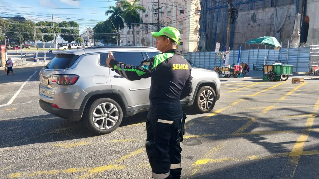 Agentes da Semob orientarão o trânsito para manter a organização, fluidez e segurança viária no entorno do desfile.

FOTO: AGÊNCIA BELÉM