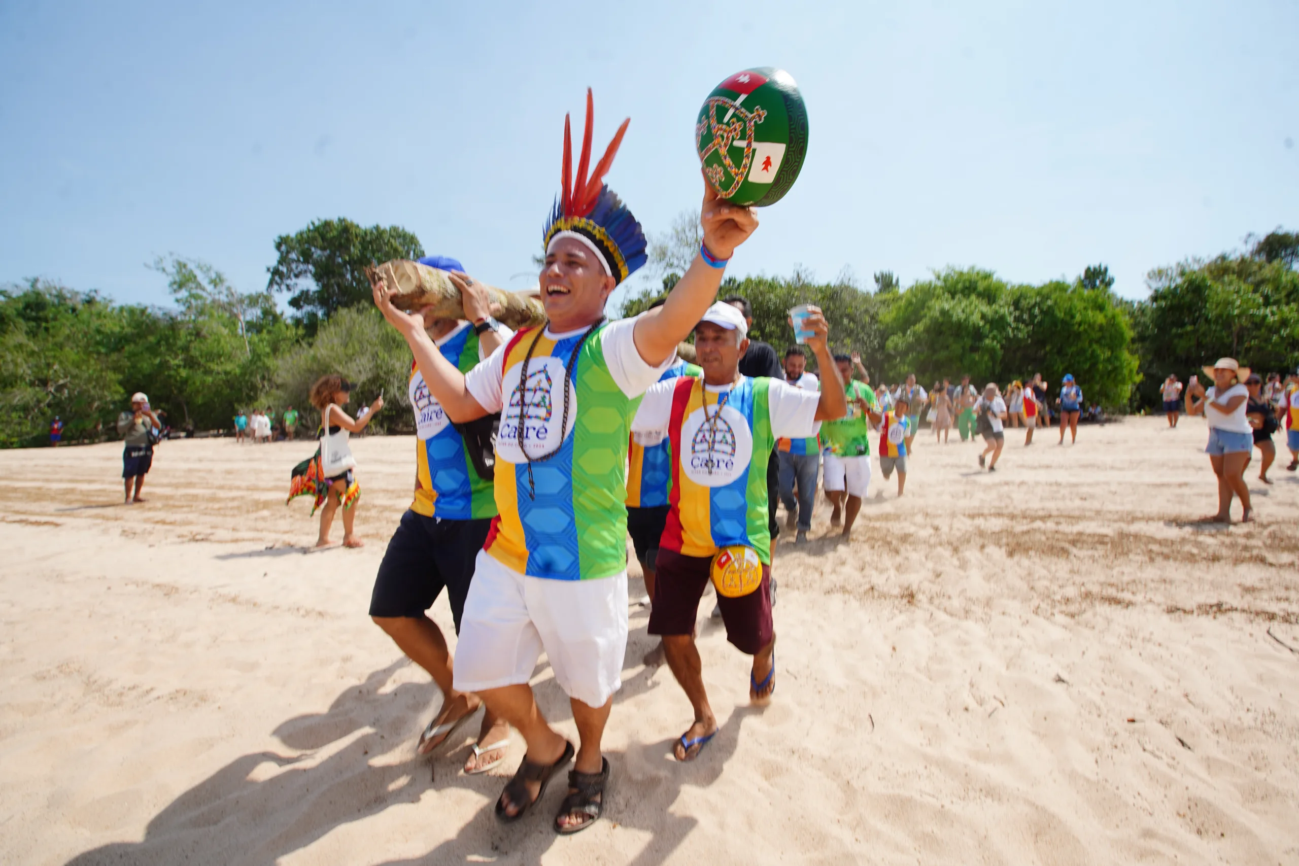 Ritual da ‘Busca dos Mastros’ marca abertura do Çairé 2024 em Alter do Chão