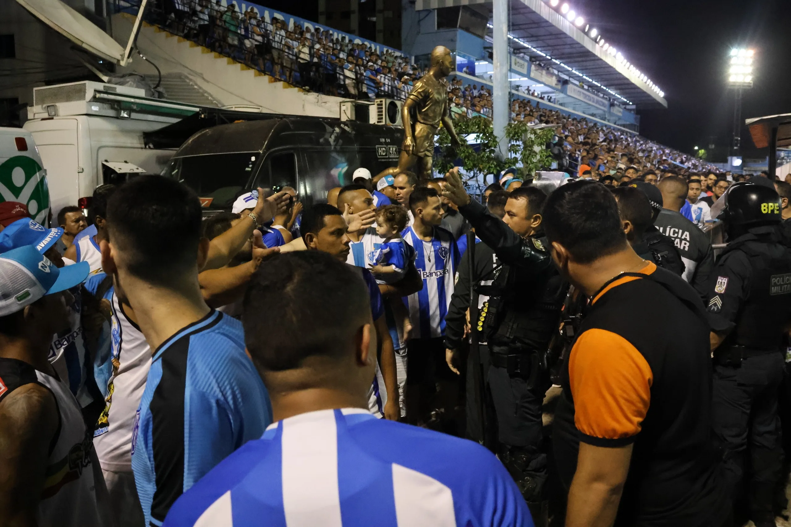 Torcida ficou revoltada com a atuação. Foto: Wagner Almeida