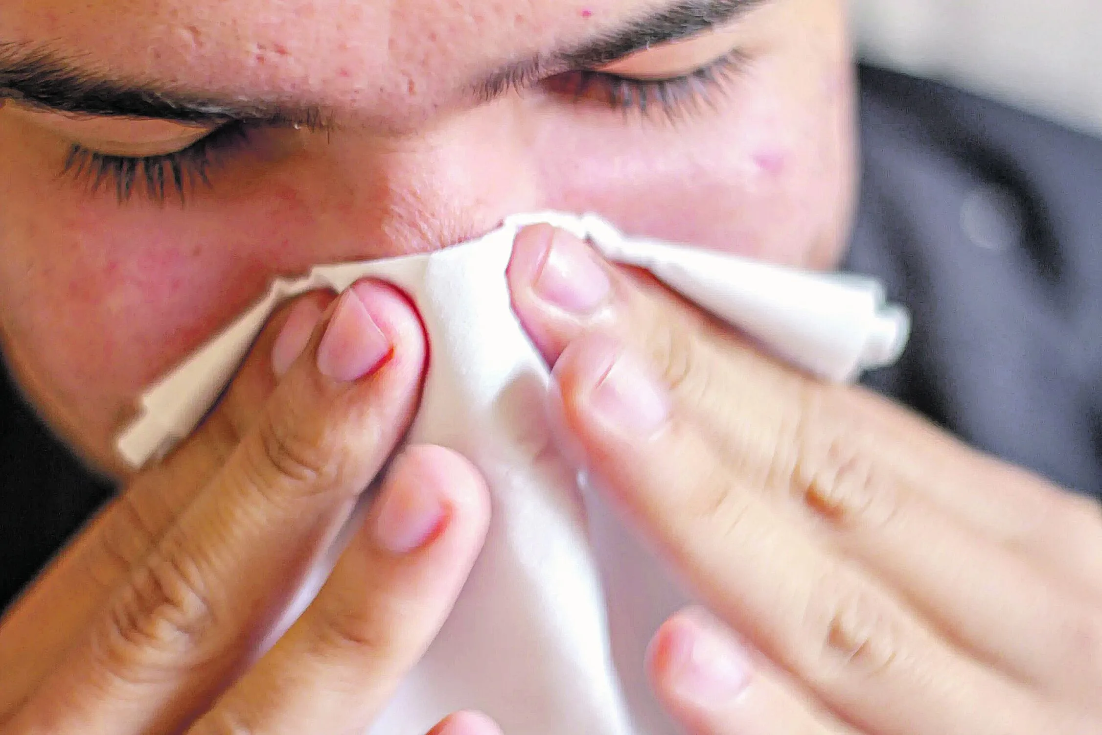 O vírus influenza B, causador da gripe, tem provocado um aumento de novos casos no Brasil desde o início de agosto deste ano