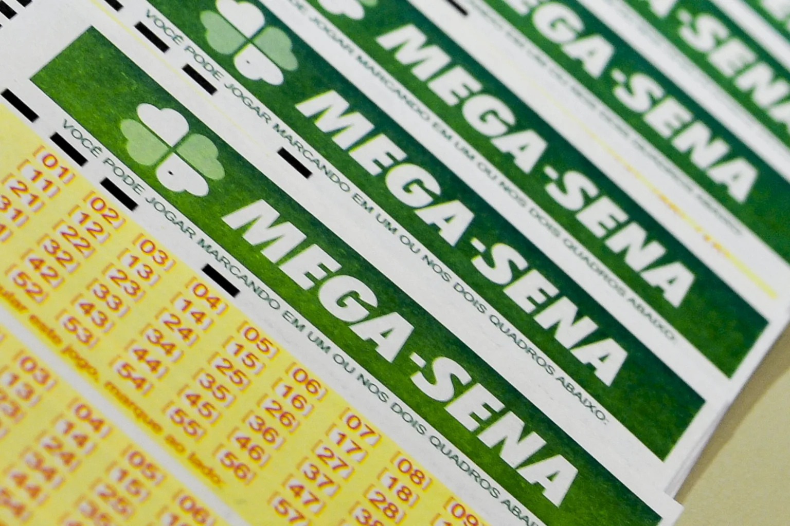 A Caixa Econômica Federal realizou na noite desta terça-feira (10), em São Paulo, o aguardado sorteio do concurso 2.874 da Mega-Sena.