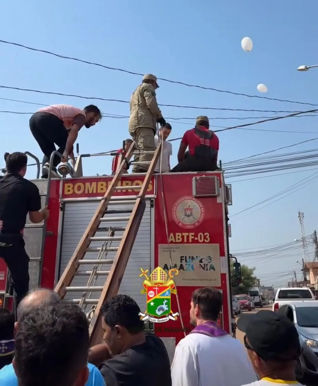 Padre Fabrício Rodrigues é enterrado sob forte emoção em Marabá