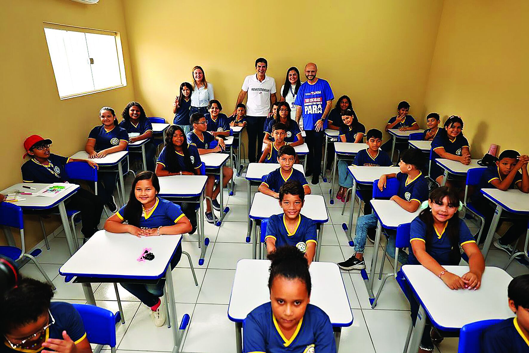 A vice Hana Ghassan, o governador Helder Barbalho e o titular da Seduc Rossieli Soares durante a entrega da Escola Elaine Ismaelino de Freitas FOTO: Marco Santos/Ag ParÁ

