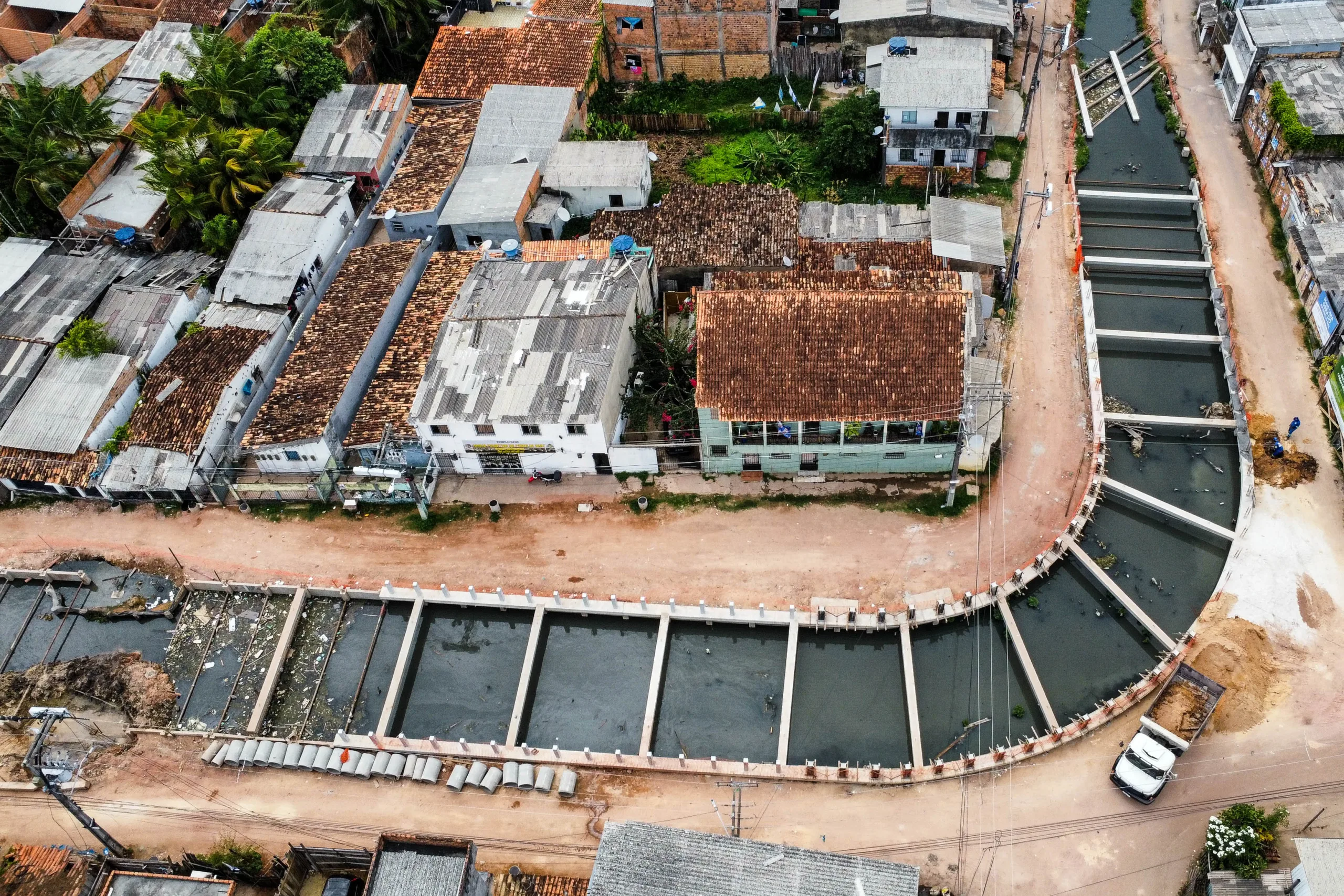 Localizado na Bacia do Tucunduba, o canal proporcionará a melhoria do escoamento de água pluviais e evitará alagamentos no bairro do Guamá. Foto: Paulo Cezar-Ag. Pará