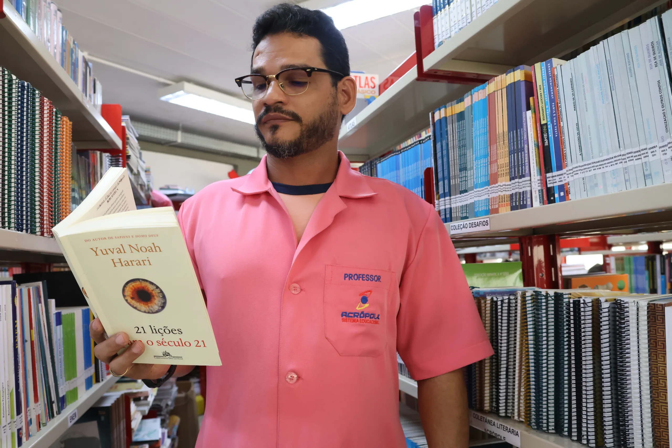 Professor Edinaldo Alencar: “Então, ao longo da semana que antecede o Enem, o aluno precisa se alimentar bem, tem que dormir direito, descansar para reduzir o ritmo mental” FOTO: Irene Almeida 