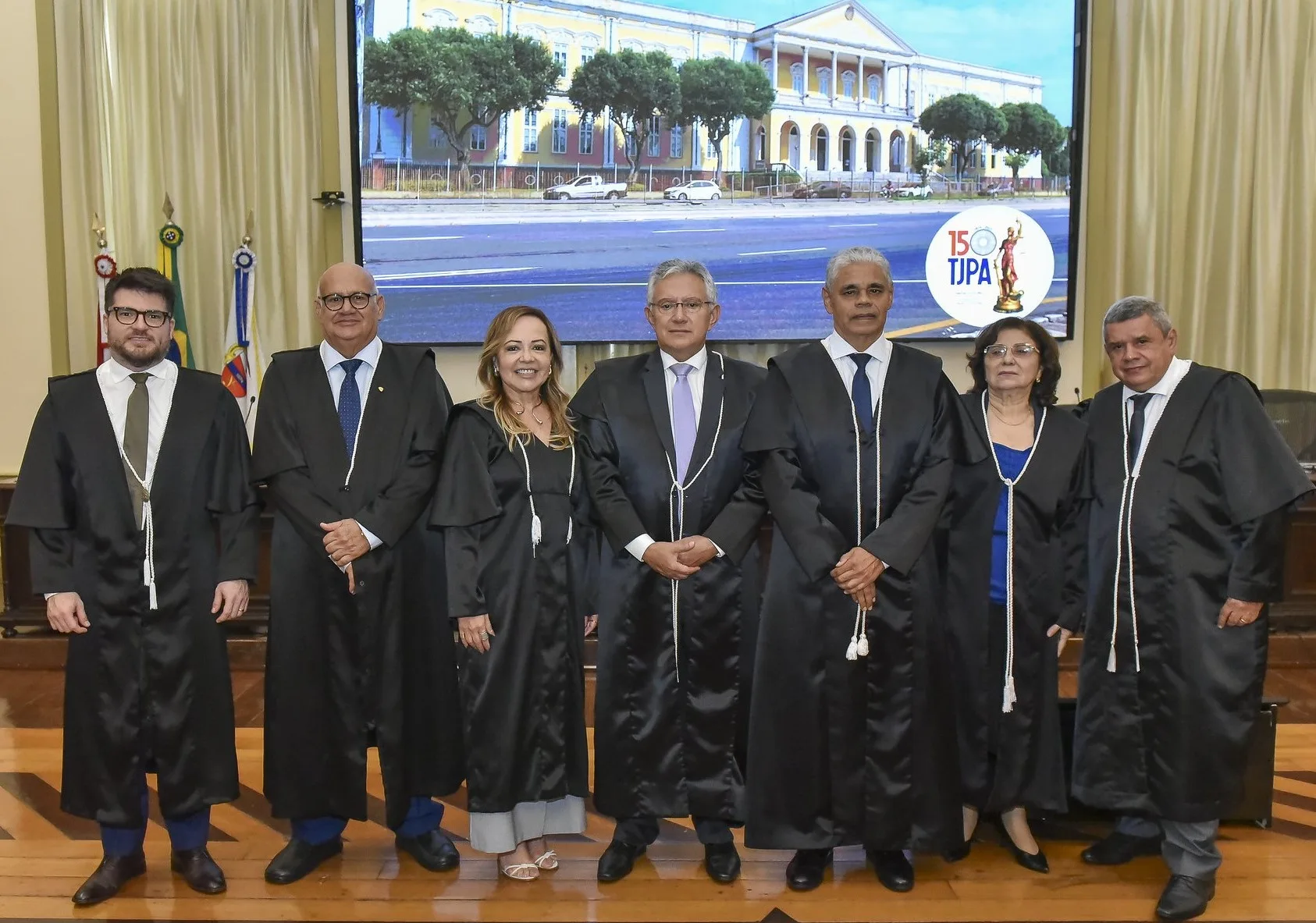 Para a vice-presidência do TJPA foi eleito o desembargador Luiz Gonzaga da Costa Neto e, para a Corregedoria-Geral de Justiça, a desembargadora Maria Elvina Gemaque Taveira.