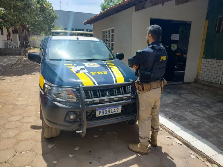 Idoso de 80 anos acusado de cometer estupro no Pará é preso pela PRF no Piauí. Foto: PRF/divulgação