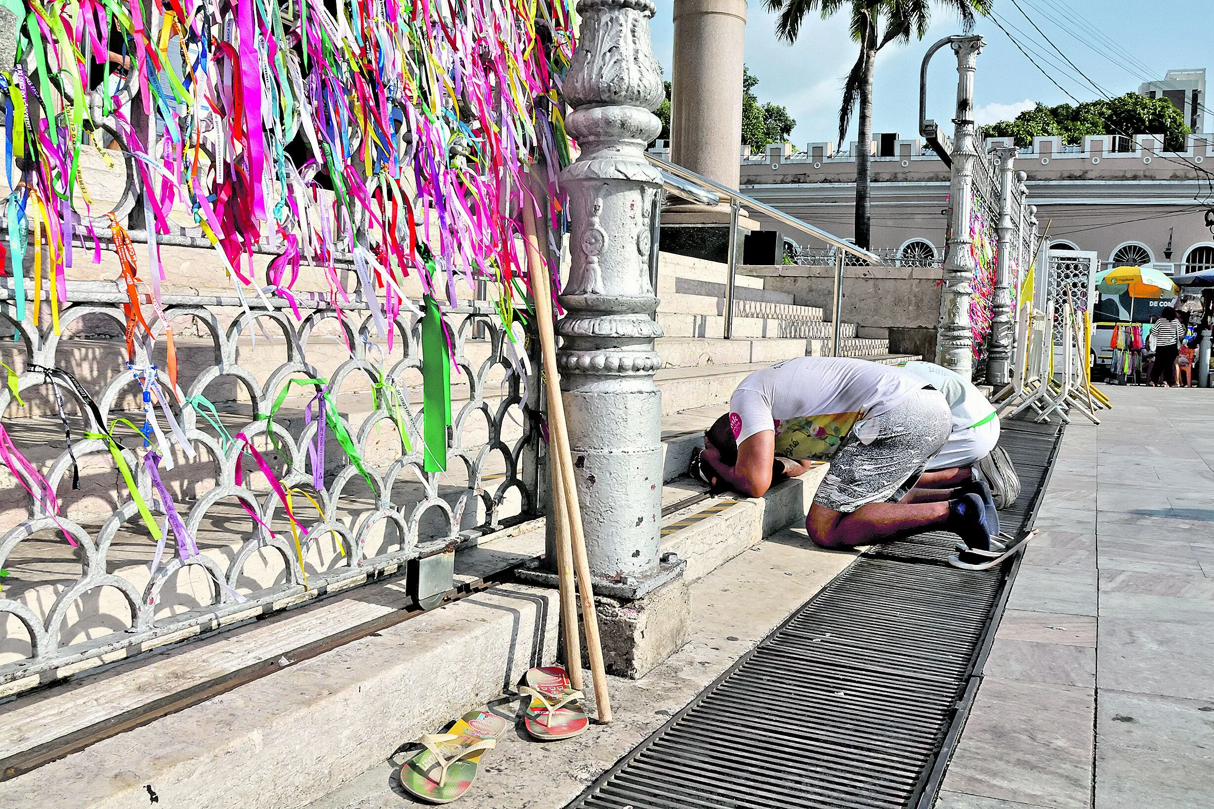 A Basílica deverá receber um grande público hoje e nos próximos dias, e é um dos locais mais visitados por turistas e devotos durante a quadra nazarena. Foto: Irlaine Nóbrega