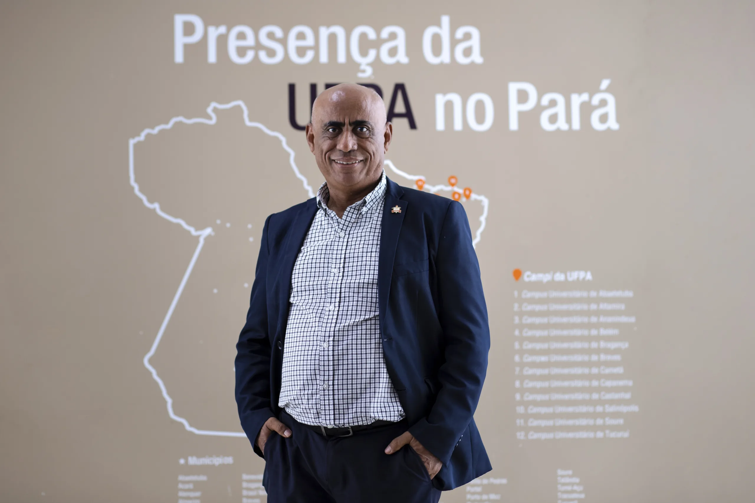 A cerimônia de transmissão do cargo de reitor para o professor Gilmar Pereira da Silva está marcada para às 10h, sendo aberta ao público até a lotação máxima do espaço.