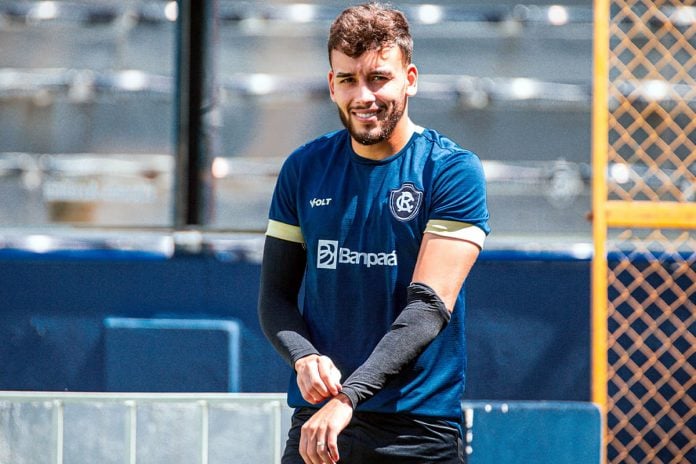 O lateral-esquerdo Raimar, de 22 anos, está nos planos do Amazonas e desponta como primeiro reforço da Onça para a próxima temporada e assinou com o clube até o fim de 2026.