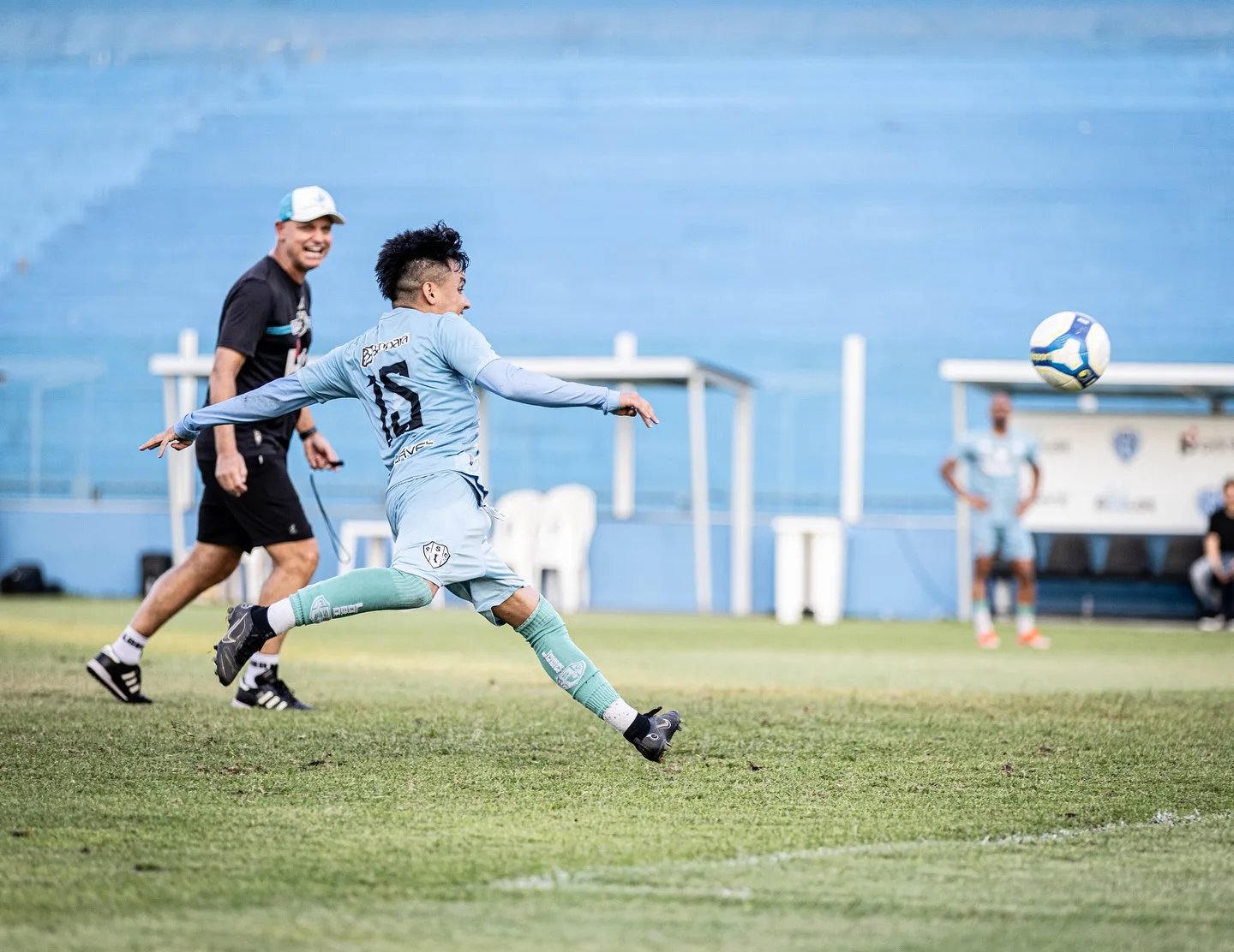 O PSC joga hoje contra o CRB, em Maceió, com a responsabilidade de pontuar para evitar perder posição na tabela de classificação da Série B. Foto: Matheus Vieira