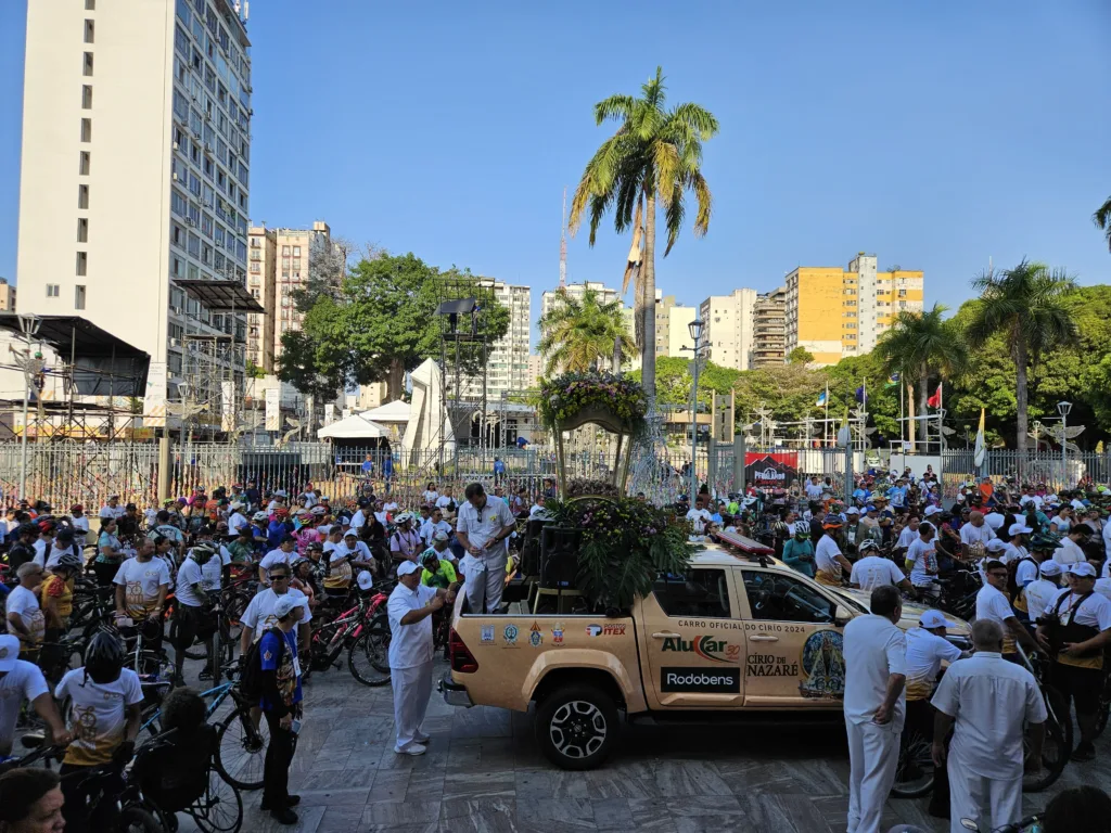 A Ciclo Romaria reuniu milhares de ciclistas neste sábado. Foto: Even Oliveira