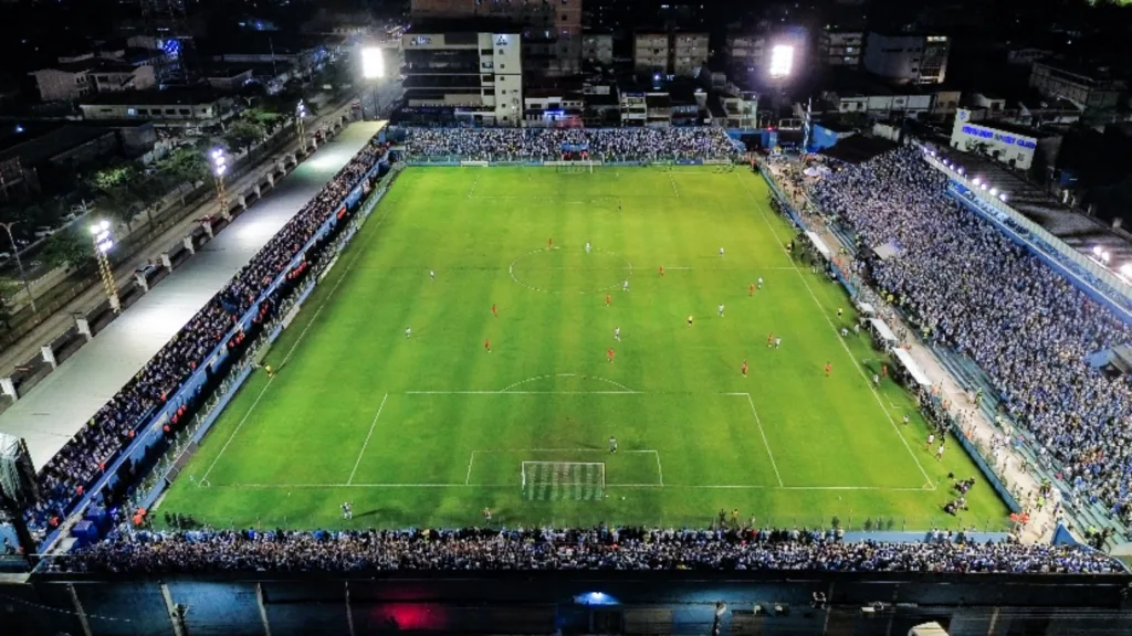 AO VIVO: Paysandu x Chapecoense - Série B - Acompanhe os lances