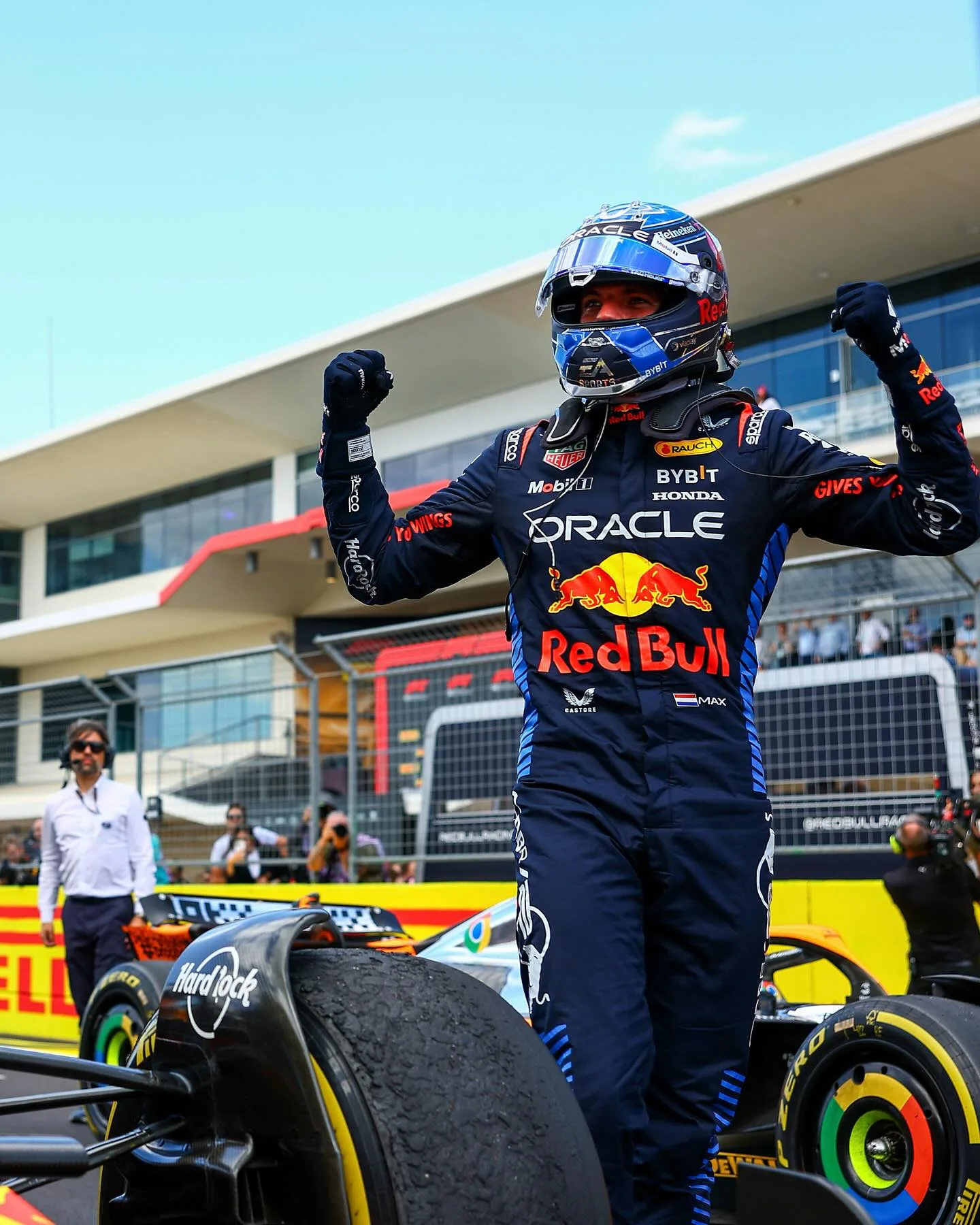 Max Verstappen, da Red Bull, venceu a corrida sprint do GP dos Estados Unidos saindo da pole position.