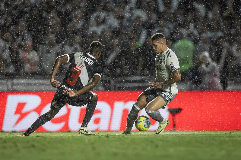 O Galo superou o Vasco em São Januário. Foto: Pedro Souza