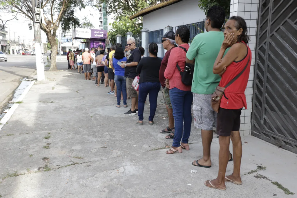 Apesar do grande número de eleitores, o pleito foi marcado pela tranquilidade