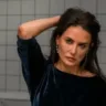 Demi Moore se entrega de corpo e alma em “A Substância”. FOTO: divulgação