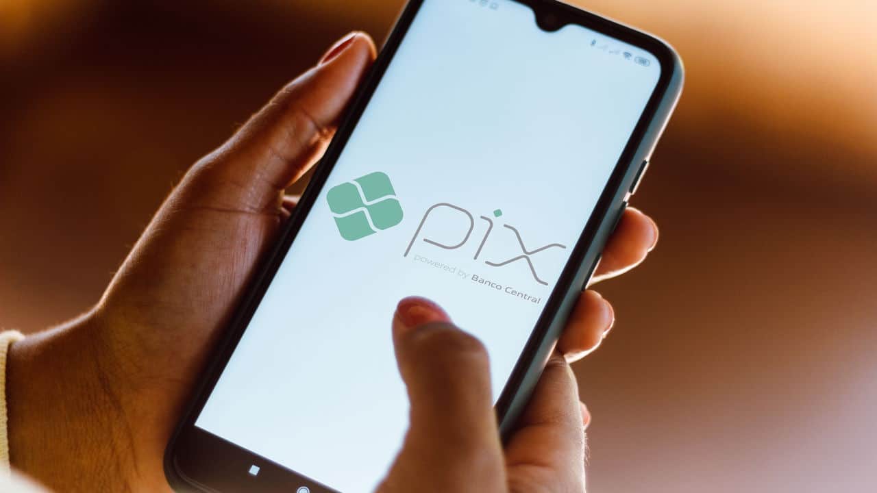 Consumidores que tiveram dados do Pix expostos em algum vazamento devem ficar atentos para não cair em golpes