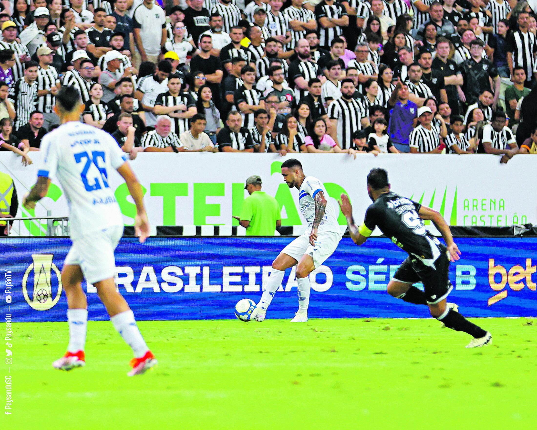 Barrado para o segundo tempo da partida, Wanderson, que há muito é criticado por grande parte da Fiel, pelo visto, dificilmente reconquistará a condição de titular.