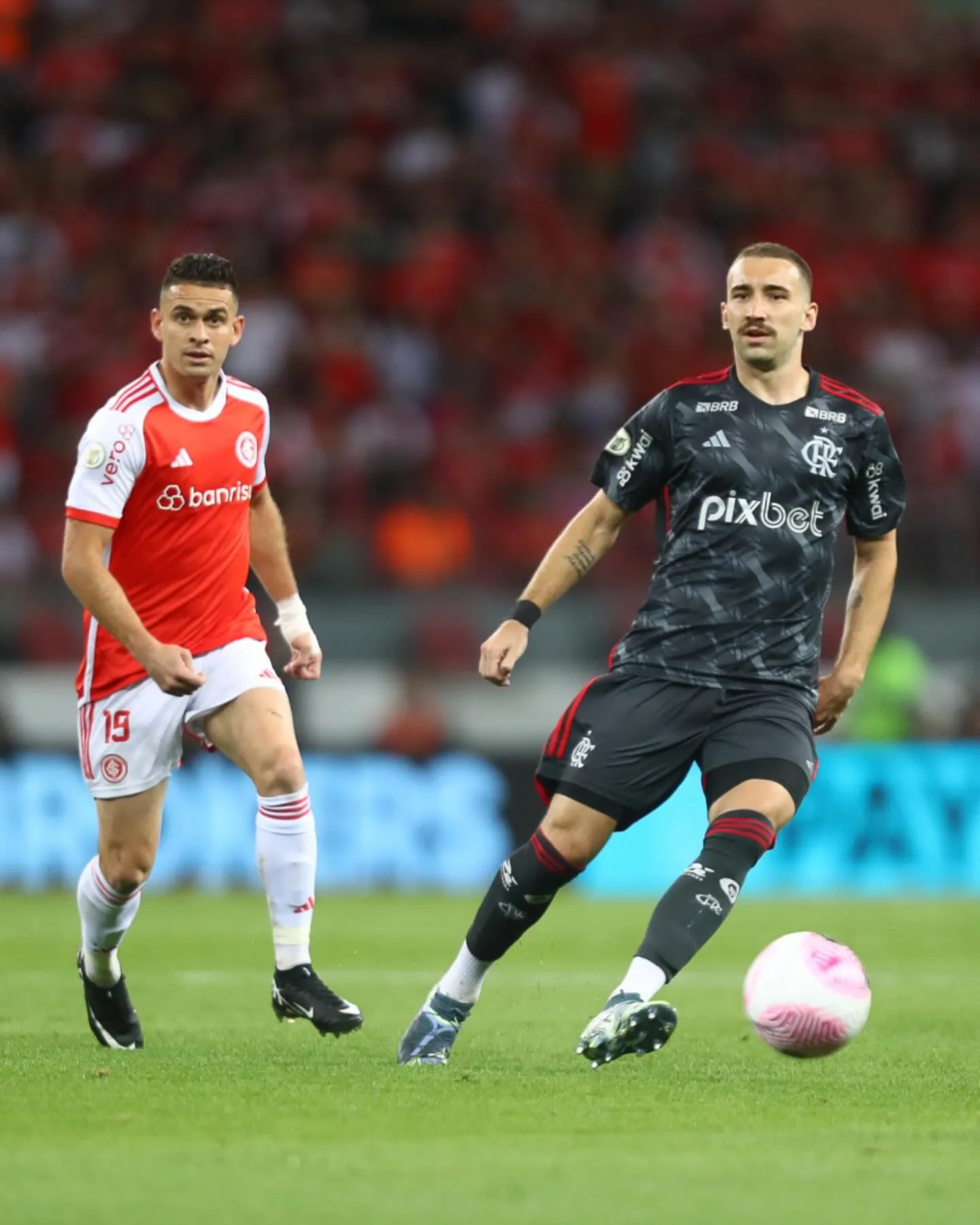 Flamengo e Inter empataram em Porto Alegre. Foto: Gilvan de Souza / CRF