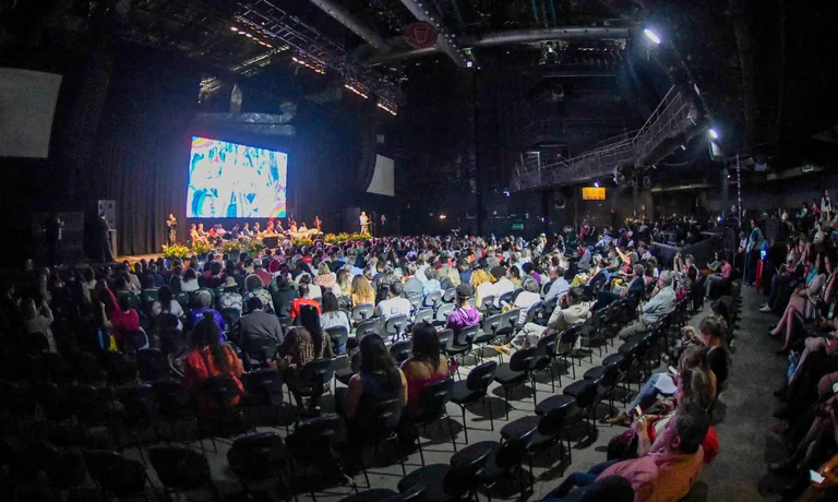 Durante os três dias haverá atividades organizadas pelas entidades da sociedade civil, debates, uma grande plenária para a aclamação do texto final, feira e shows